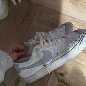 Nike Women's White and Gray Sneakers